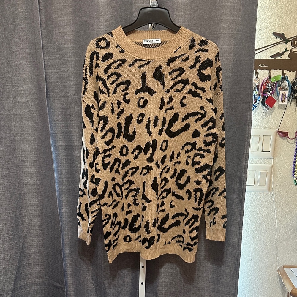 ECOWISH Leopard Pattern Sweater - Beige and Black